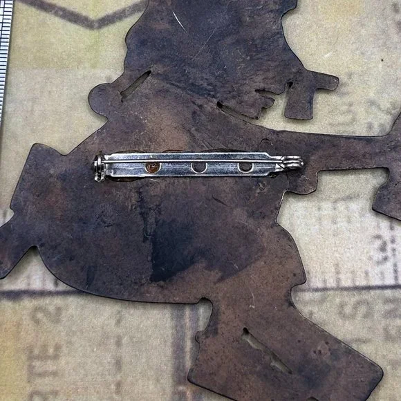 Vintage Huge Wearable Art Aztec Warrior Metal Brooch Pin Crystal Eye - Picture 3 of 4